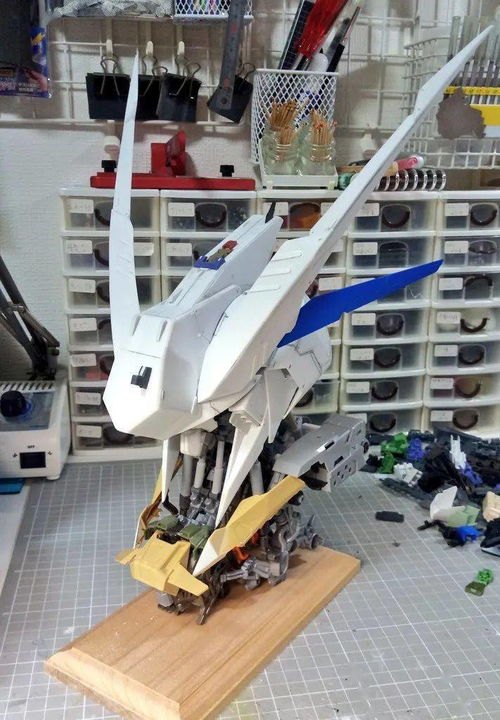 指尖上的宇宙 在剧场版映期内自制1/35柯西高达头像模型